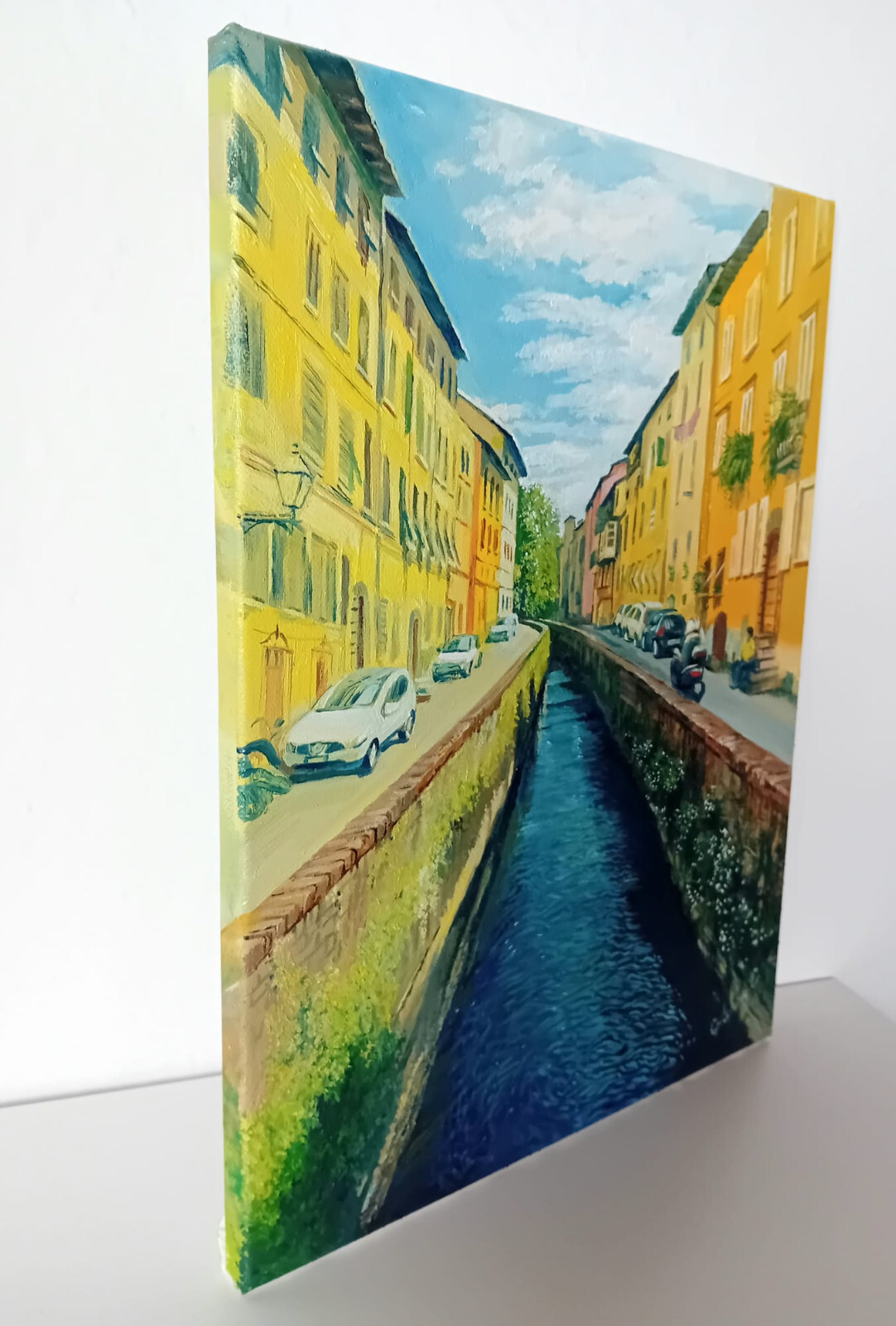 Lucca – Der stille Kanal im Sonnenlicht