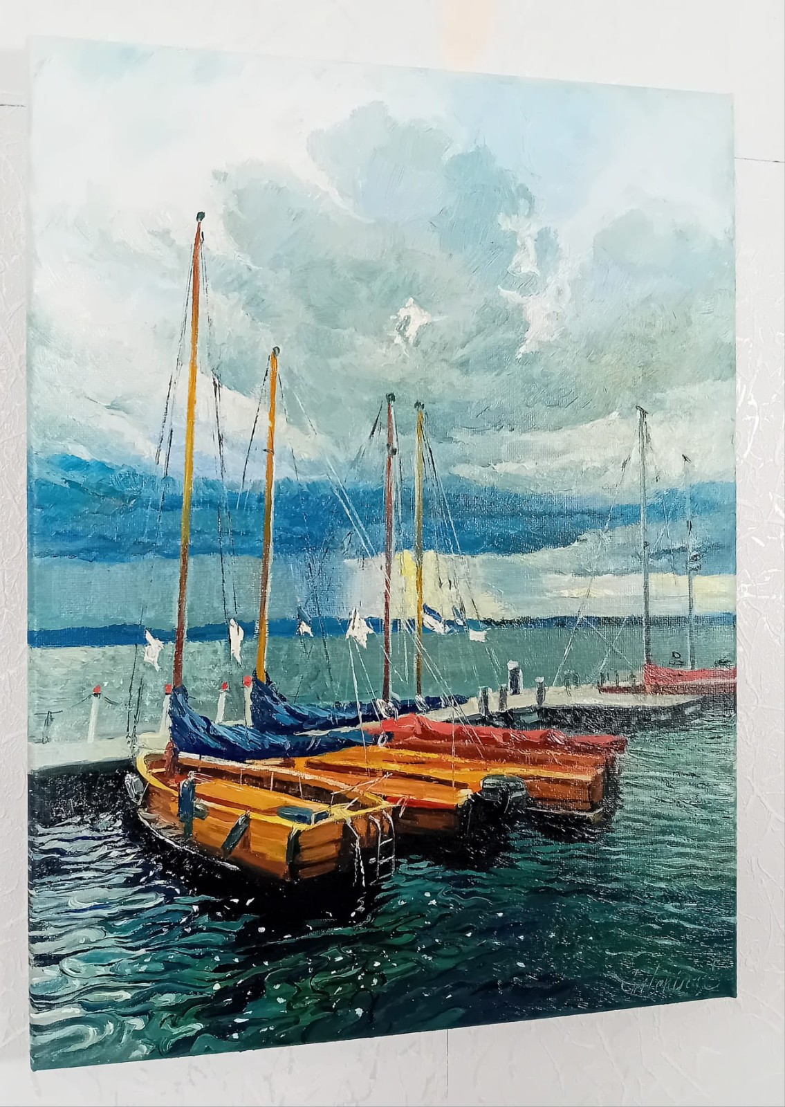 Segelboote im weiten Licht