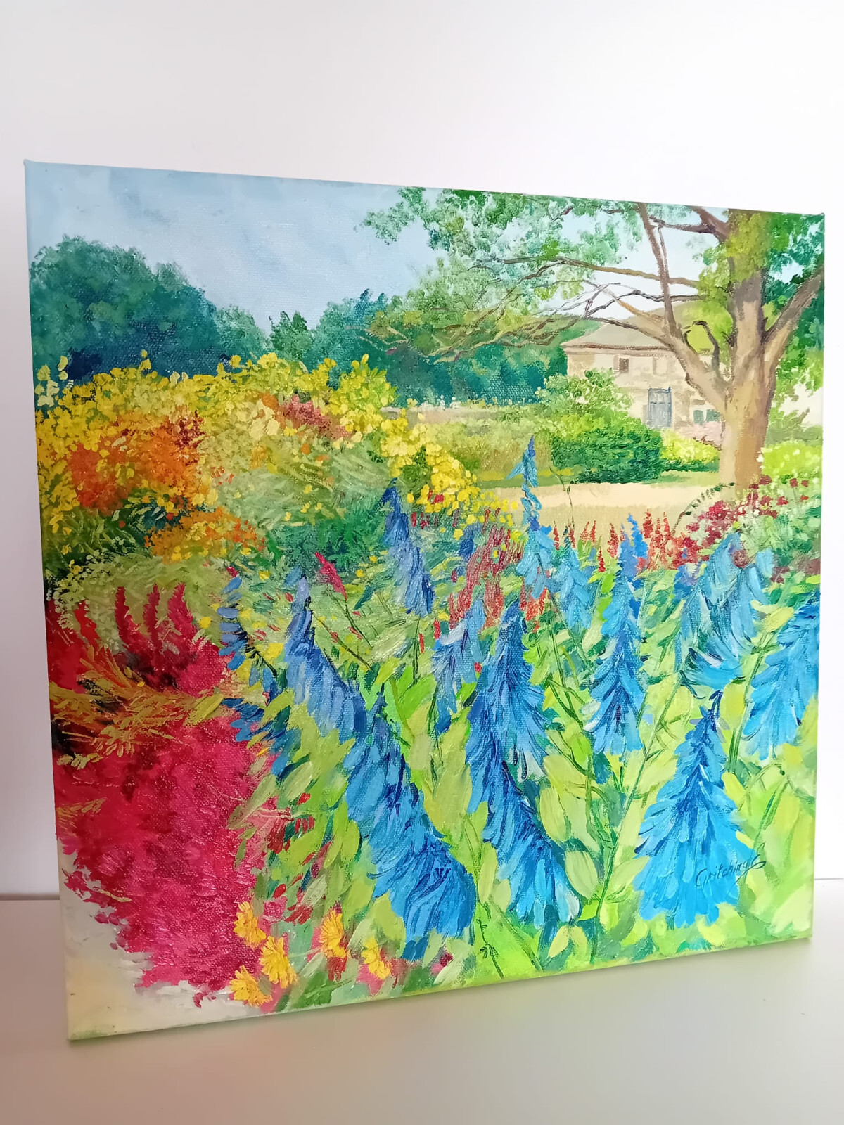 Sommergarten in voller Blüte